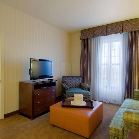 โฮมวูดสวีทบายฮิลตันซคราเมนโตแอร์พอร์ตนาโตมัสโฮเต็ล Hotel ซาคราเมนโต ภายนอก รูปภาพ